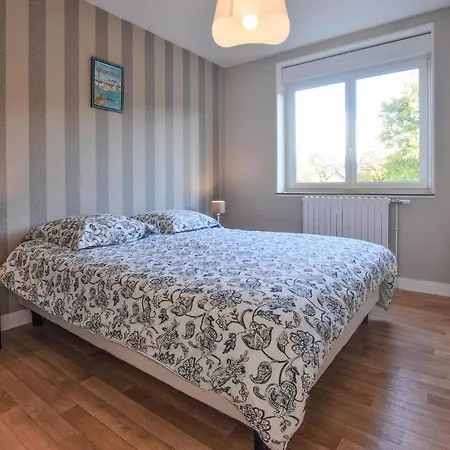 Feriehus Stunning In La Lucerne-doutremer With 4 Bedrooms And Wifi *