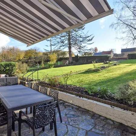 Stunning In La Lucerne-doutremer With 4 Bedrooms And Wifi * La Lucerne-dʼOutremer