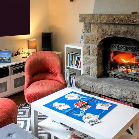 Stunning In La Lucerne-doutremer With 4 Bedrooms And Wifi Feriehus