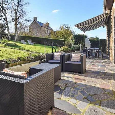 Feriehus Stunning In La Lucerne-doutremer With 4 Bedrooms And Wifi *