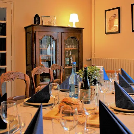 Feriehus Stunning In La Lucerne-doutremer With 4 Bedrooms And Wifi