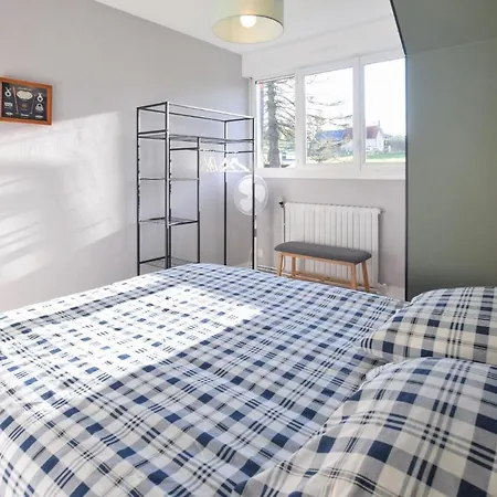 Stunning In La Lucerne-doutremer With 4 Bedrooms And Wifi Feriehus *