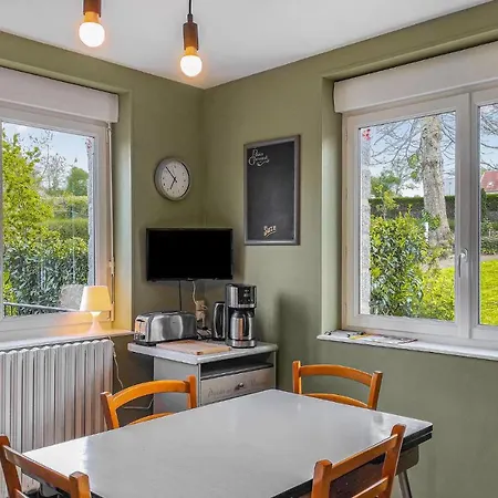 Stunning In La Lucerne-doutremer With 4 Bedrooms And Wifi